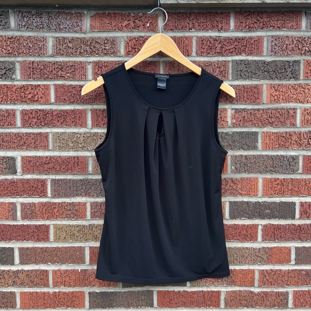 Ann Taylor Black Pleated Front Keyhole Sleeveless Blouse